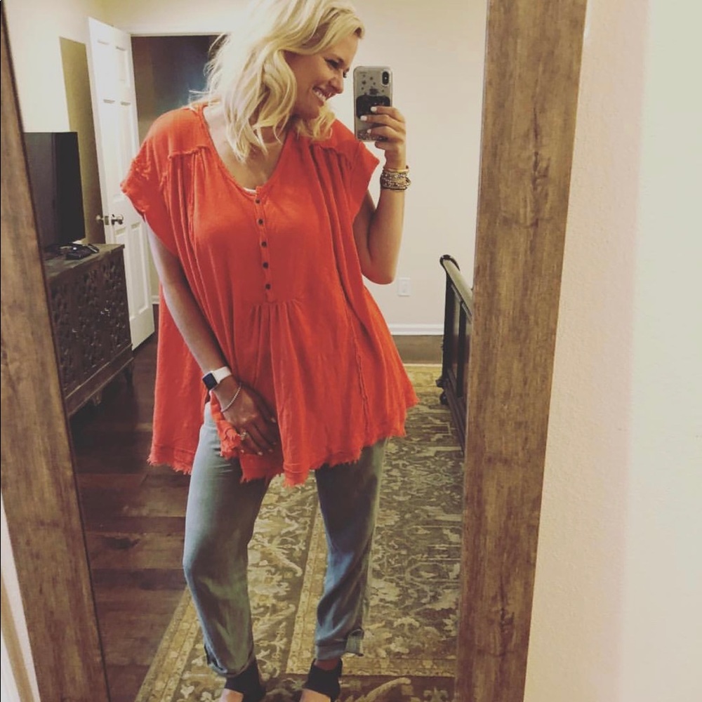 Free People oversized top. Size medium.